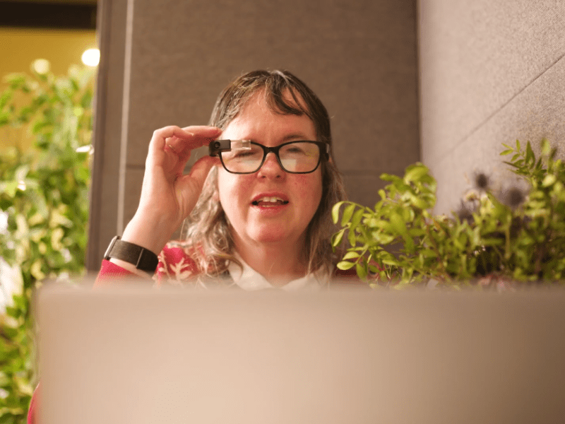 Kính AI cho người khiếm thị và các sản phẩm phù hợp